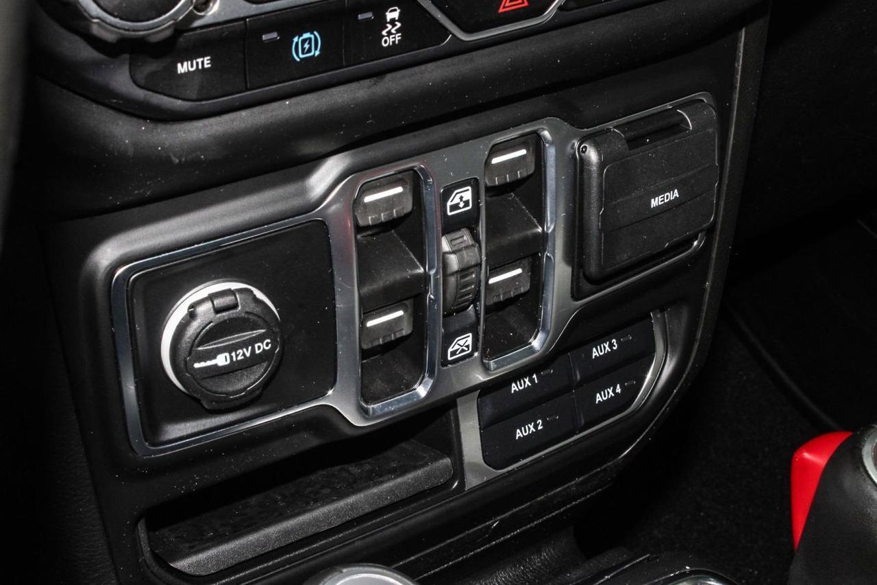 2023 Jeep Wrangler  Photo