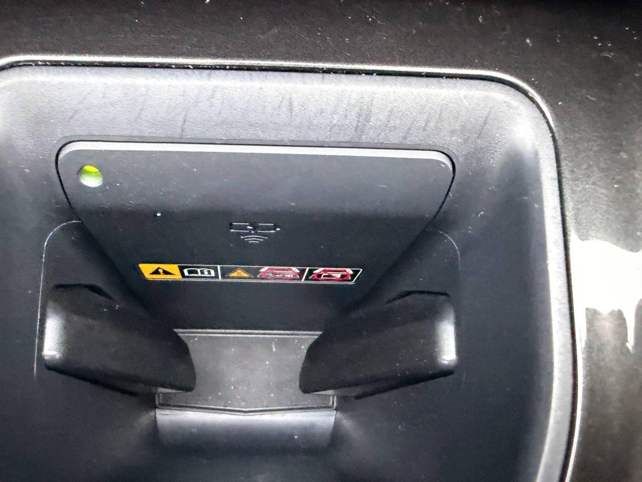 2024 Toyota Crown Limited CVT Photo