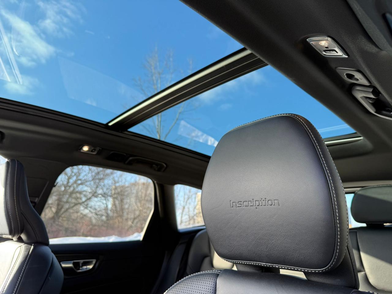 2020 Volvo XC60 Inscription - T6 AWD - Apple CarPlay / Android Aut Photo