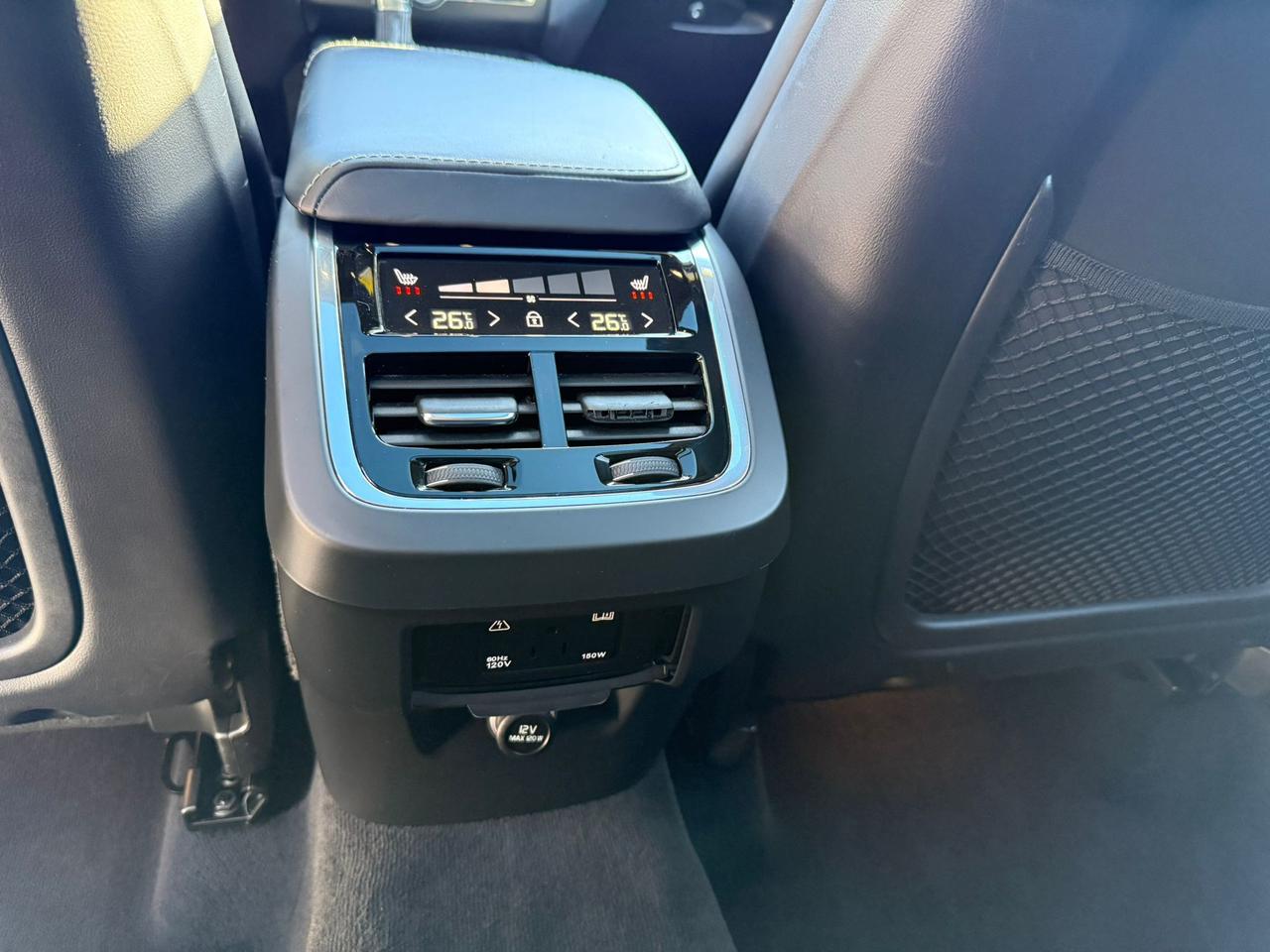 2020 Volvo XC60 Inscription - T6 AWD - Apple CarPlay / Android Aut Photo