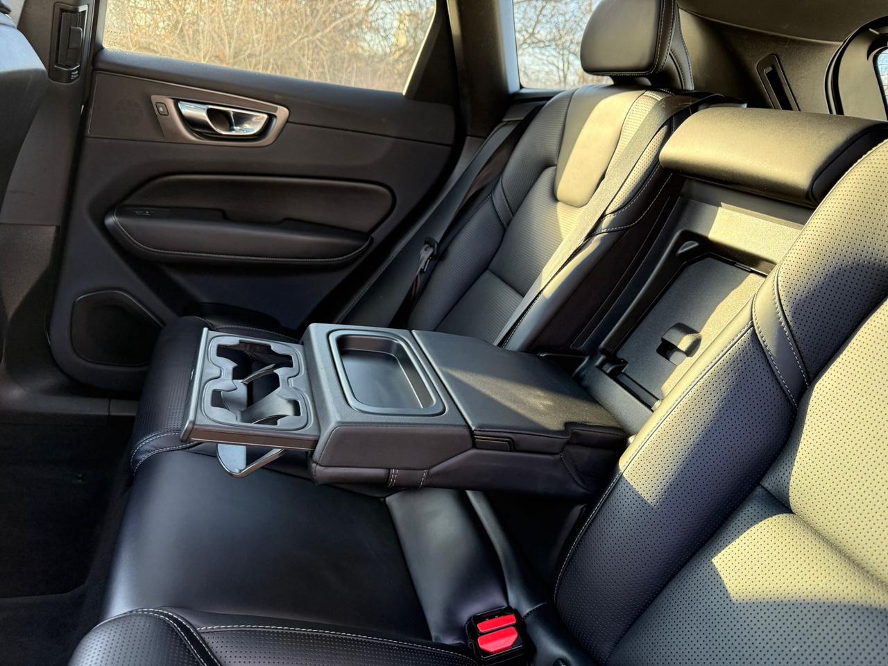 2020 Volvo XC60 Inscription - T6 AWD - Apple CarPlay / Android Aut Photo