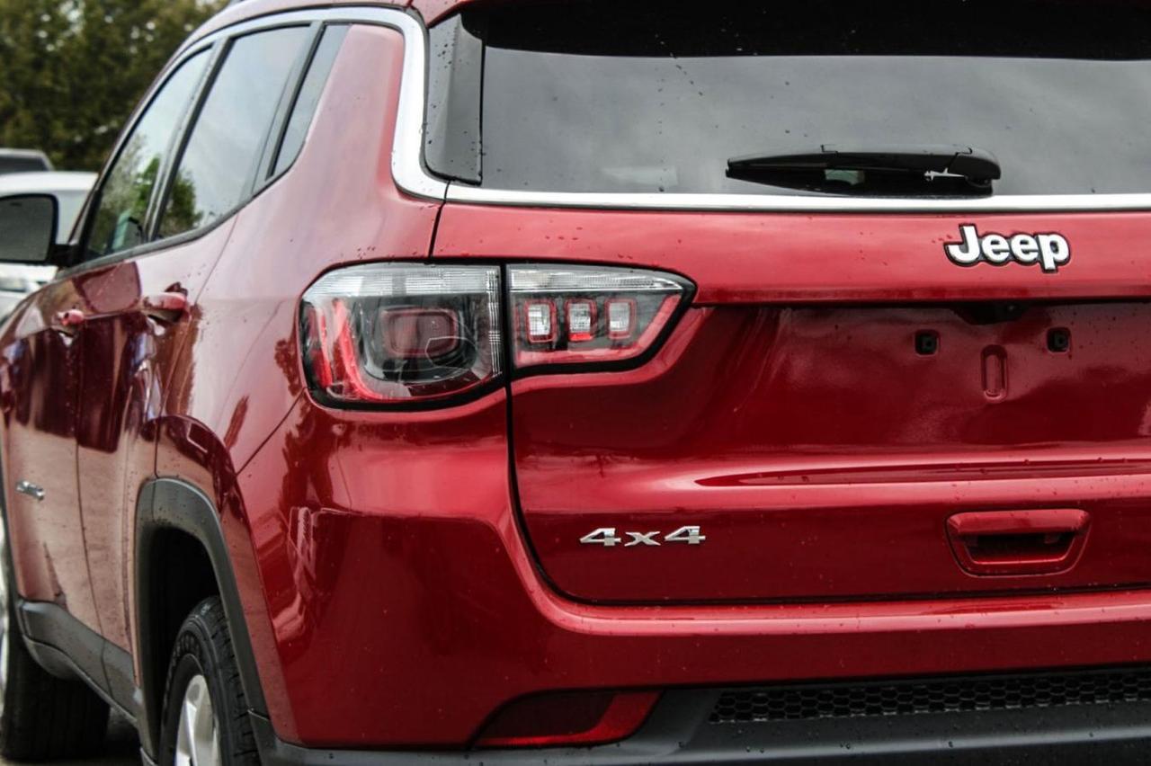 2025 Jeep Compass NORTH 4X4 Photo