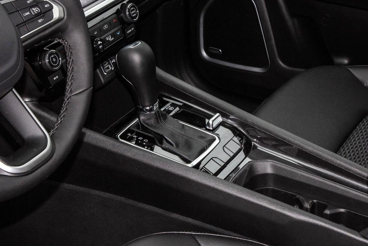 2025 Jeep Compass NORTH 4X4 Photo