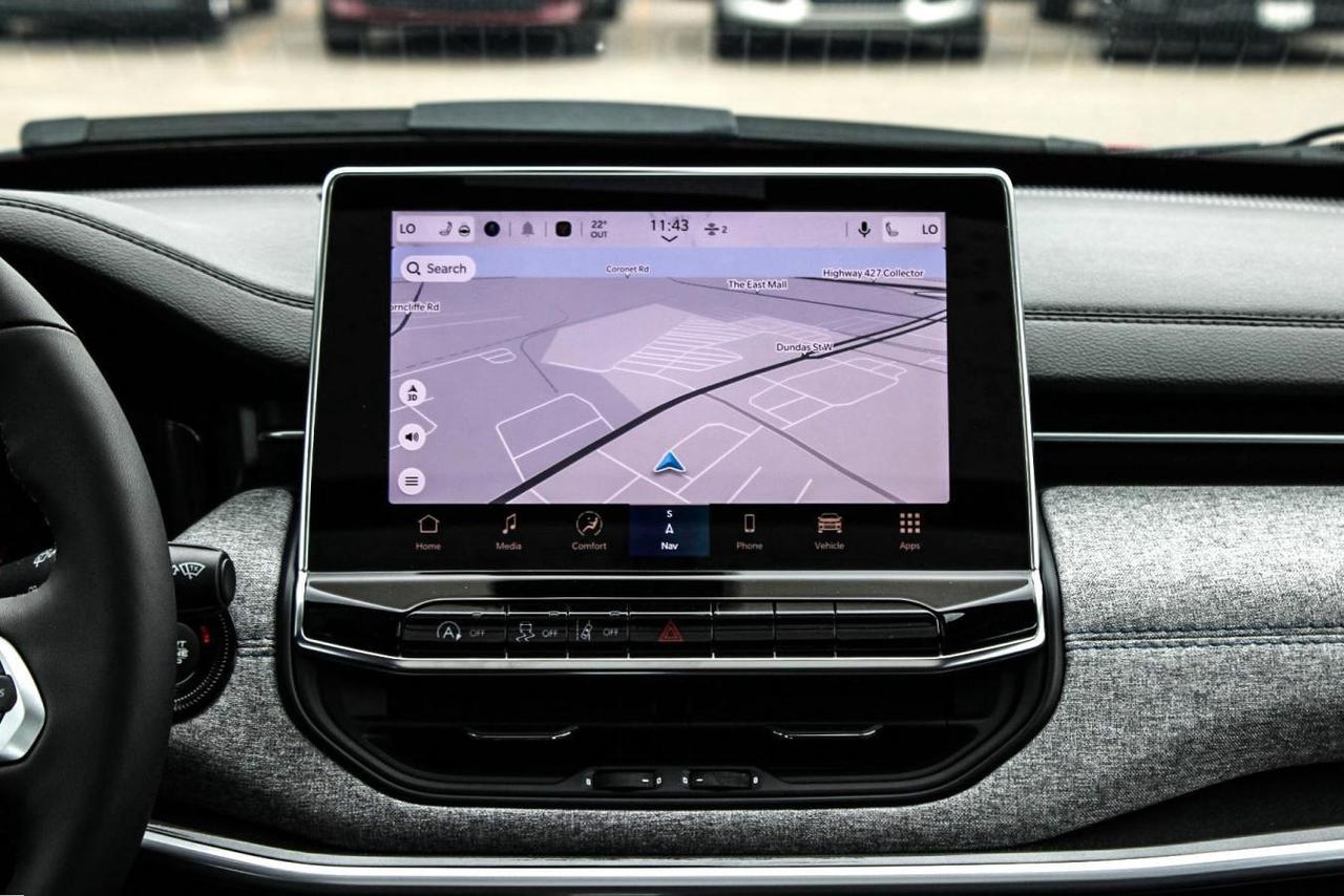 2025 Jeep Compass NORTH 4X4 Photo