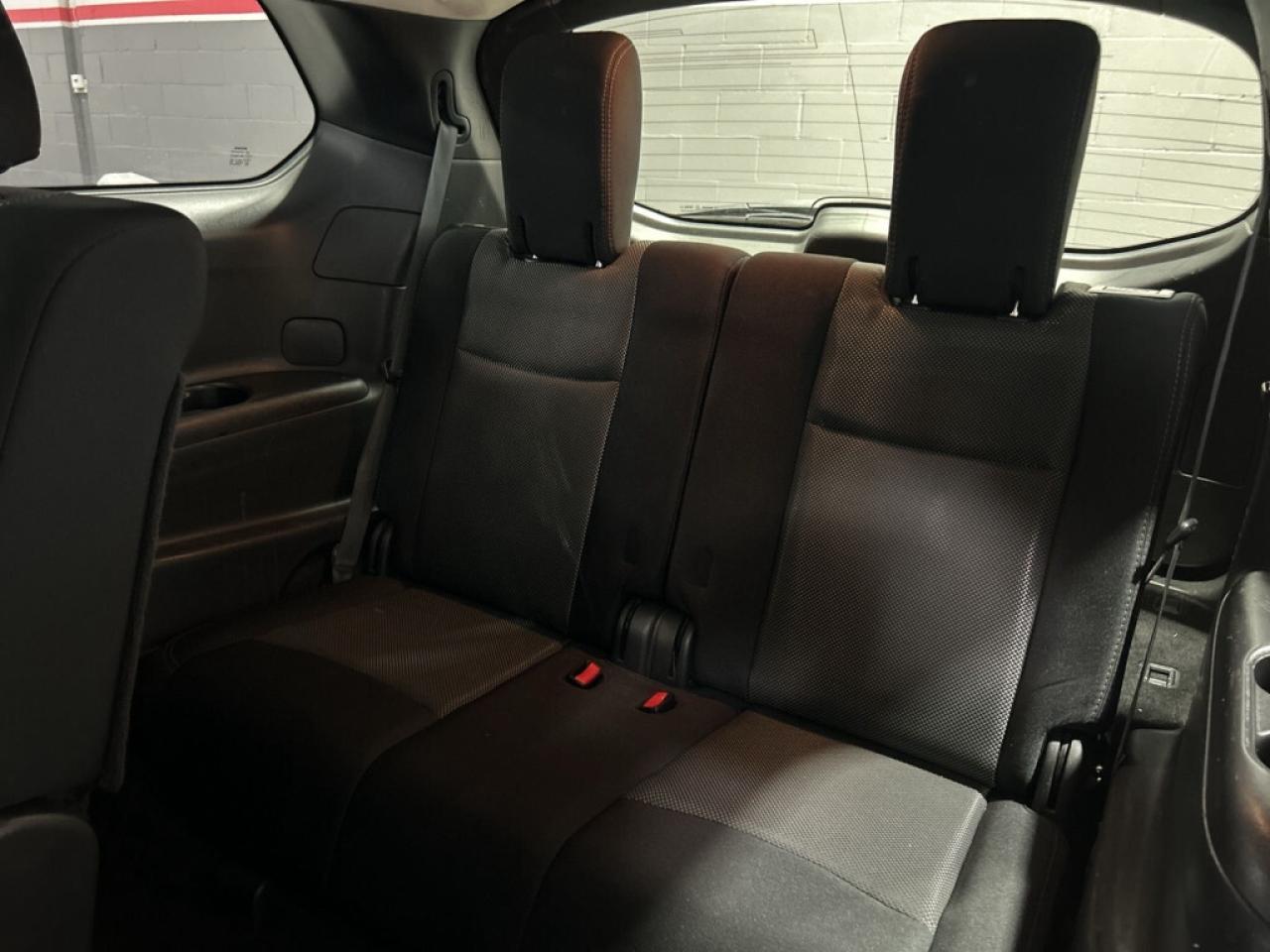 2017 Nissan Pathfinder 7 Seater/ Extra Set of Winters/Back Up Cam/Heated Photo