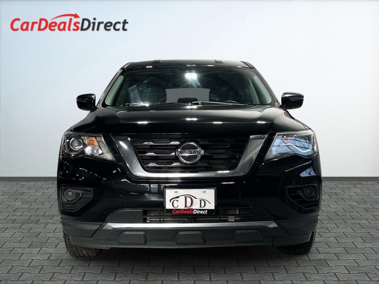 2017 Nissan Pathfinder 7 Seater / Extra Set of Winters / Back-Up Camera / Photo