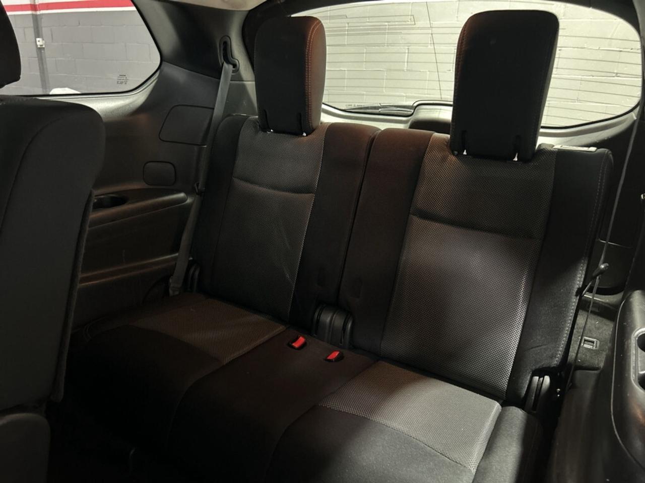 2017 Nissan Pathfinder 7 Seater / Extra Set of Winters / Back-Up Camera / Photo