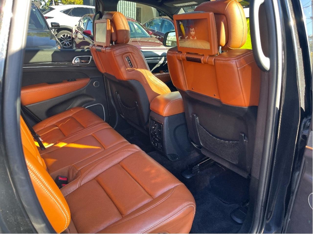 2016 Jeep Grand Cherokee SRT BROWN INT CERTIFIED Photo