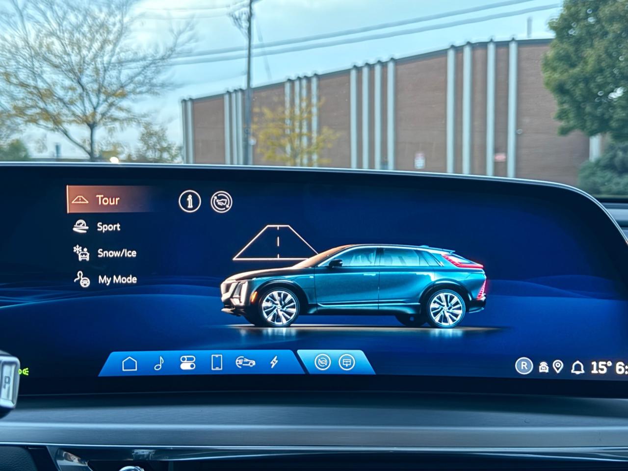 2024 Cadillac LYRIQ LUXURY   600 E4   NO ACCIDENT   360 CAMERA Photo