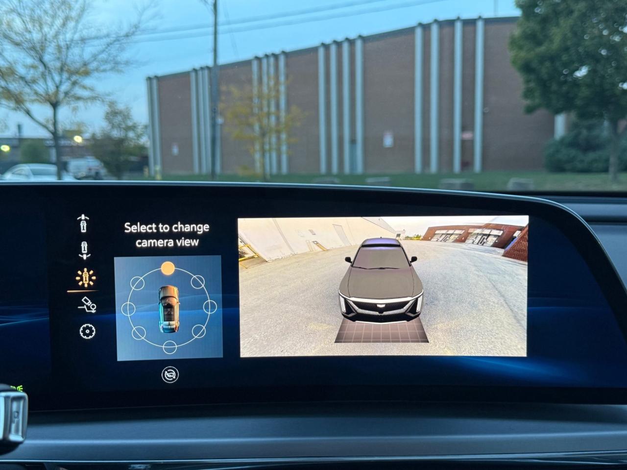 2024 Cadillac LYRIQ LUXURY   600 E4   NO ACCIDENT   360 CAMERA Photo