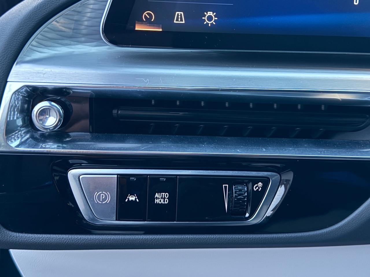 2024 Cadillac LYRIQ LUXURY   600 E4   NO ACCIDENT   360 CAMERA Photo