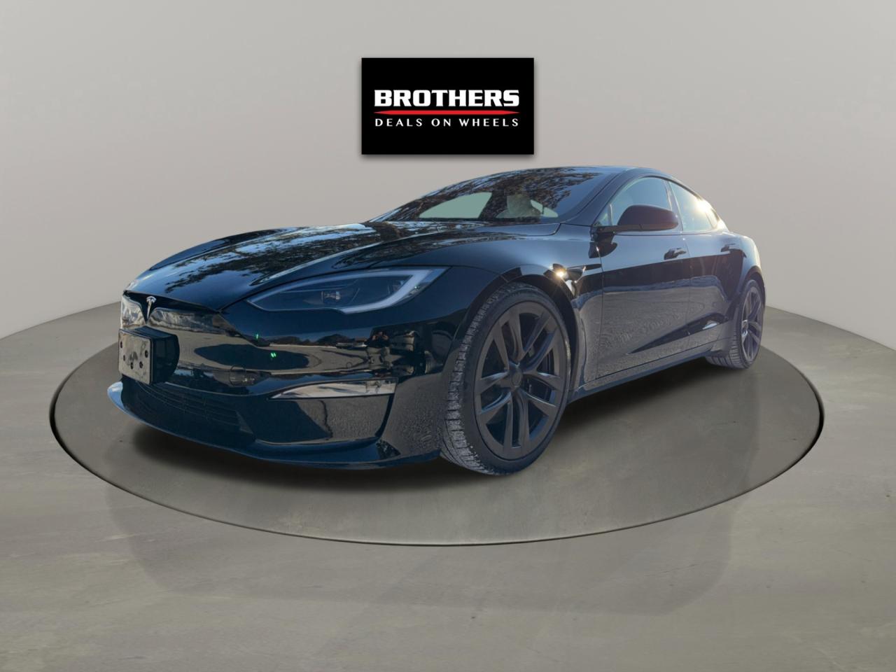 2022 Tesla Model S AWD Photo2