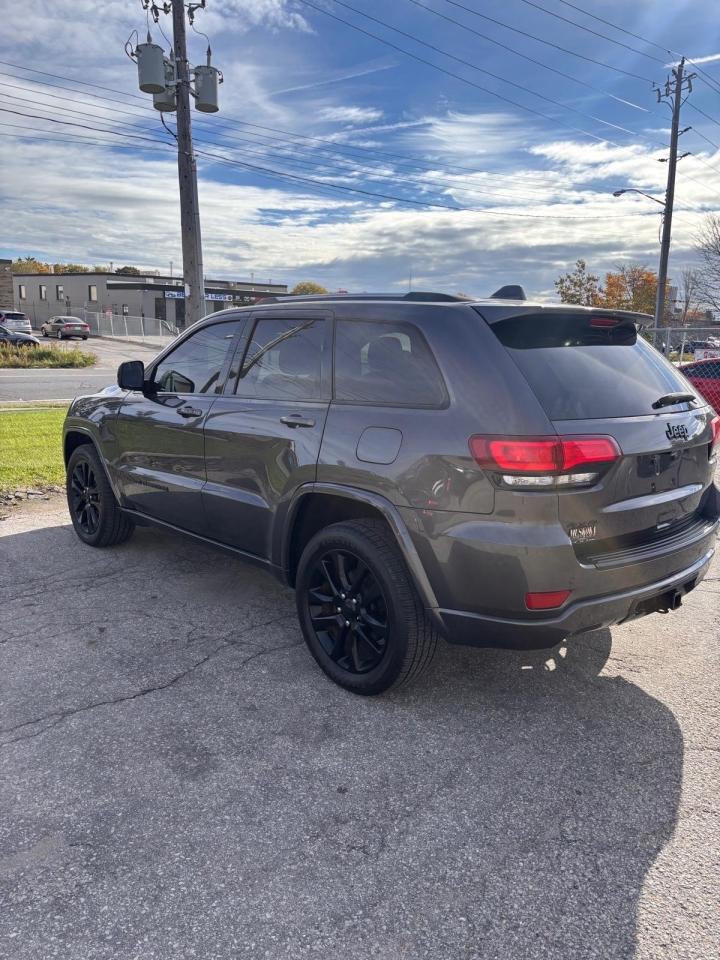 2019 Jeep Grand Cherokee ALTITUDE 4X4 Photo3