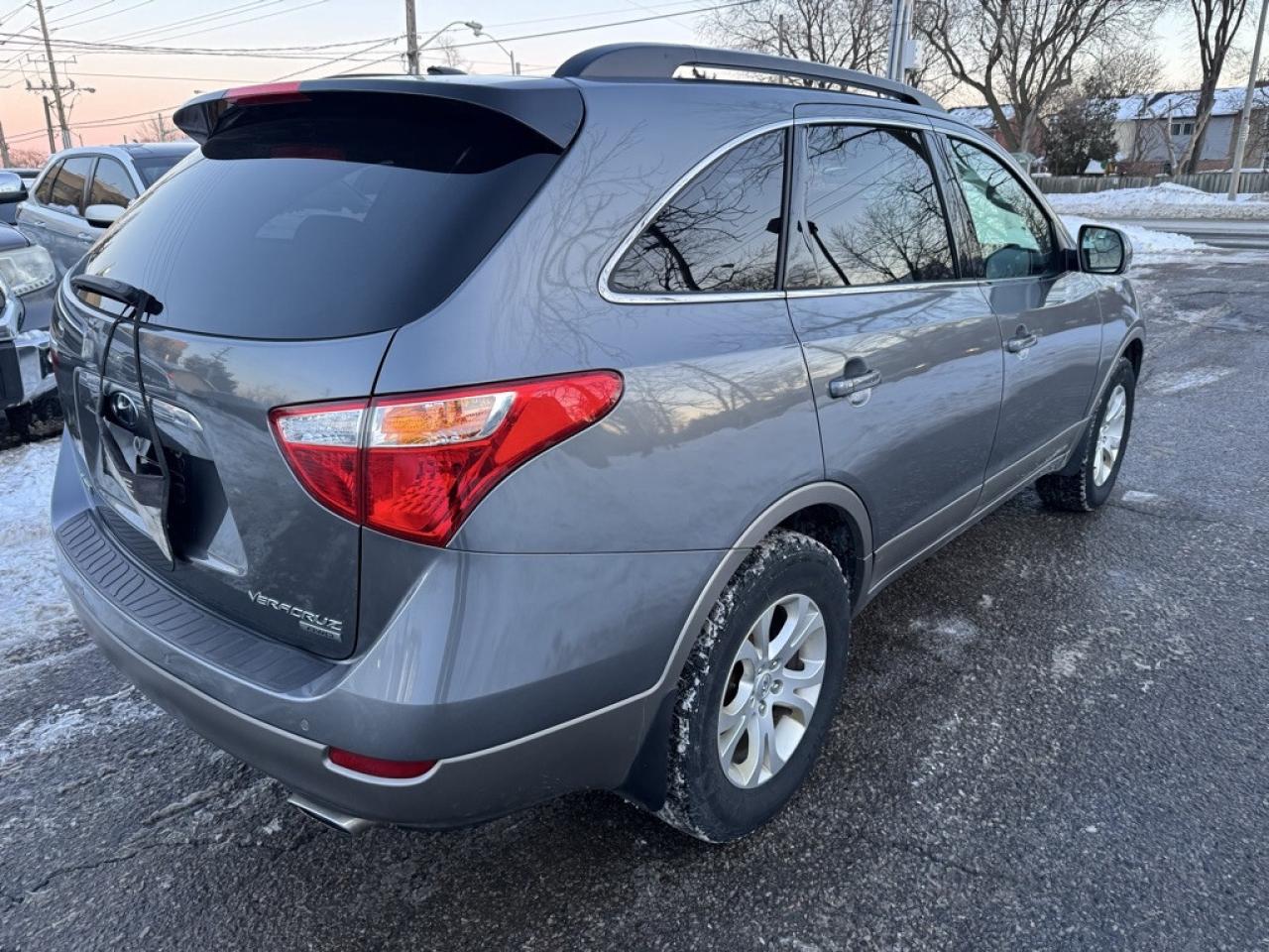 2012 Hyundai Veracruz All-wheel Drive 4dr GL Photo