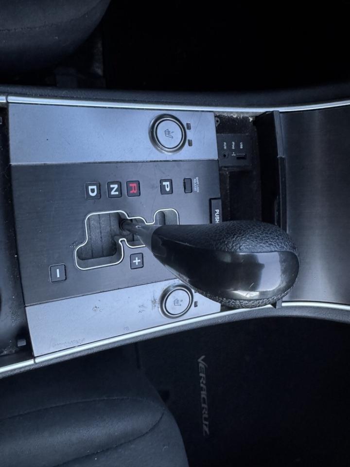 2012 Hyundai Veracruz All-wheel Drive 4dr GL Photo