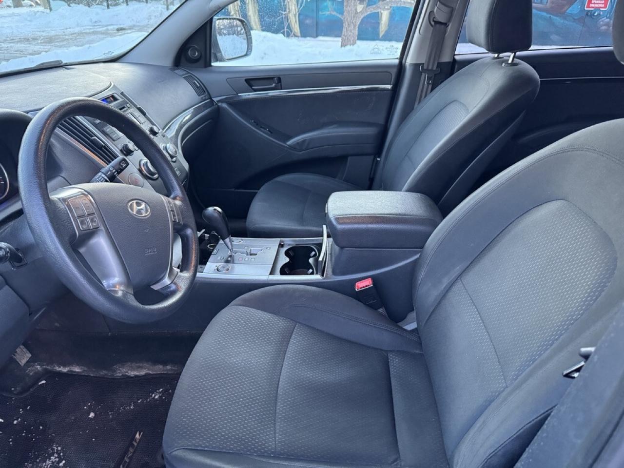 2012 Hyundai Veracruz All-wheel Drive 4dr GL Photo