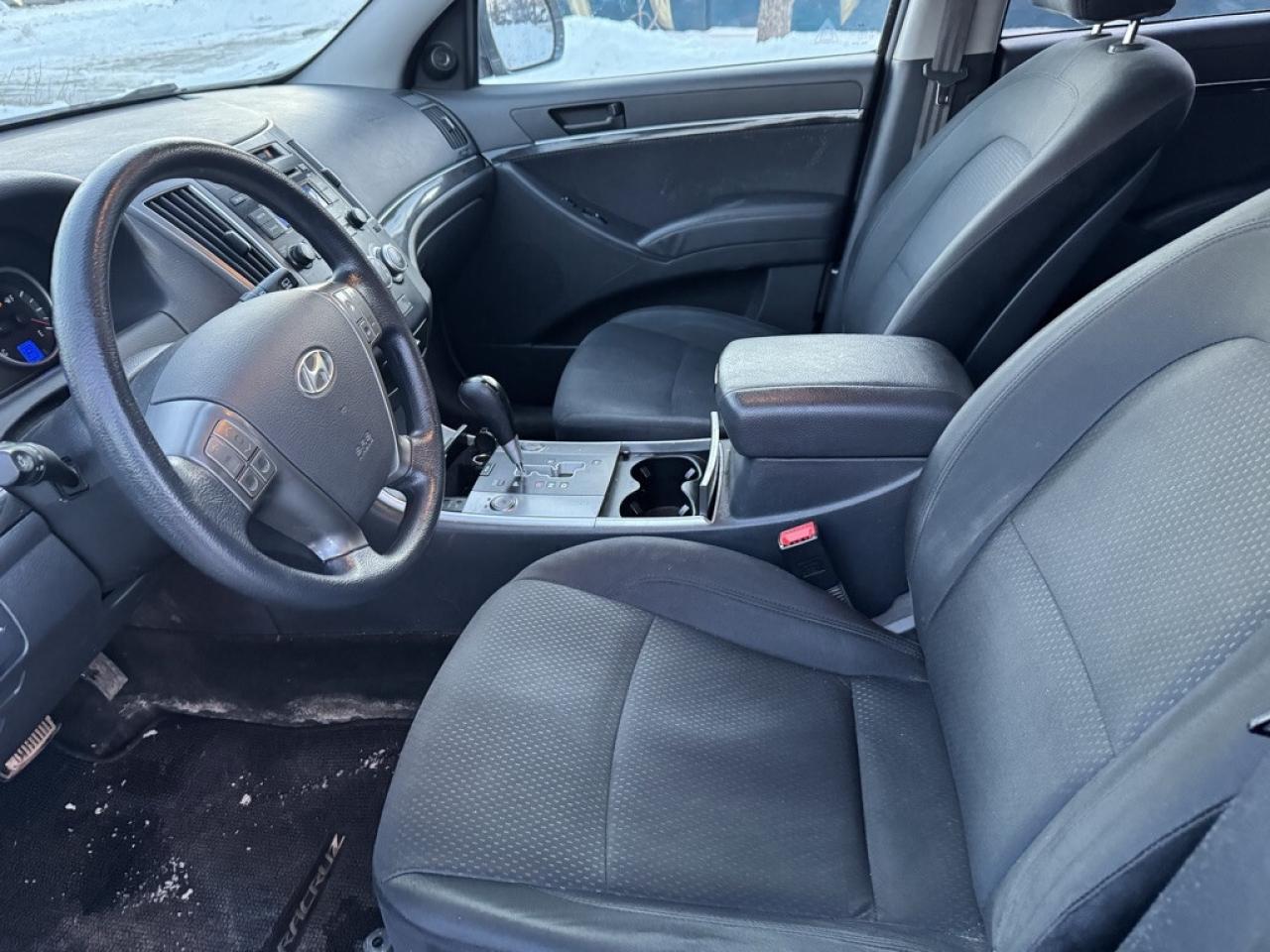 2012 Hyundai Veracruz All-wheel Drive 4dr GL Photo