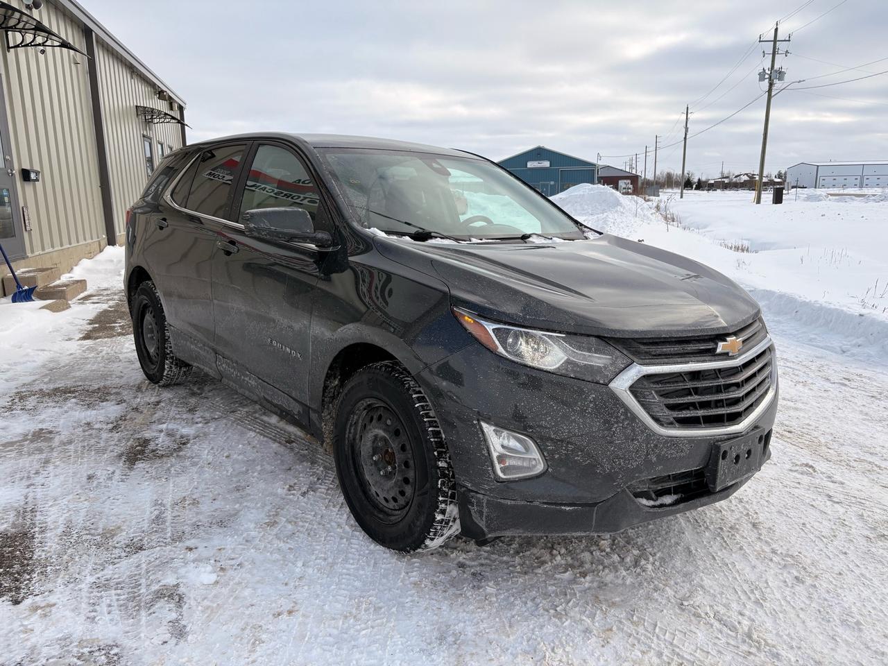2021 Chevrolet Equinox AWD 4dr Photo2