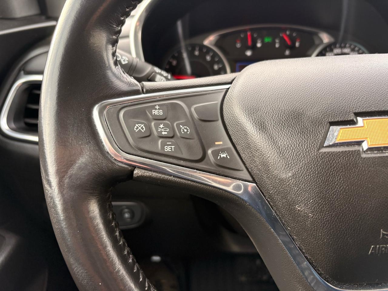 2021 Chevrolet Equinox AWD 4dr Photo