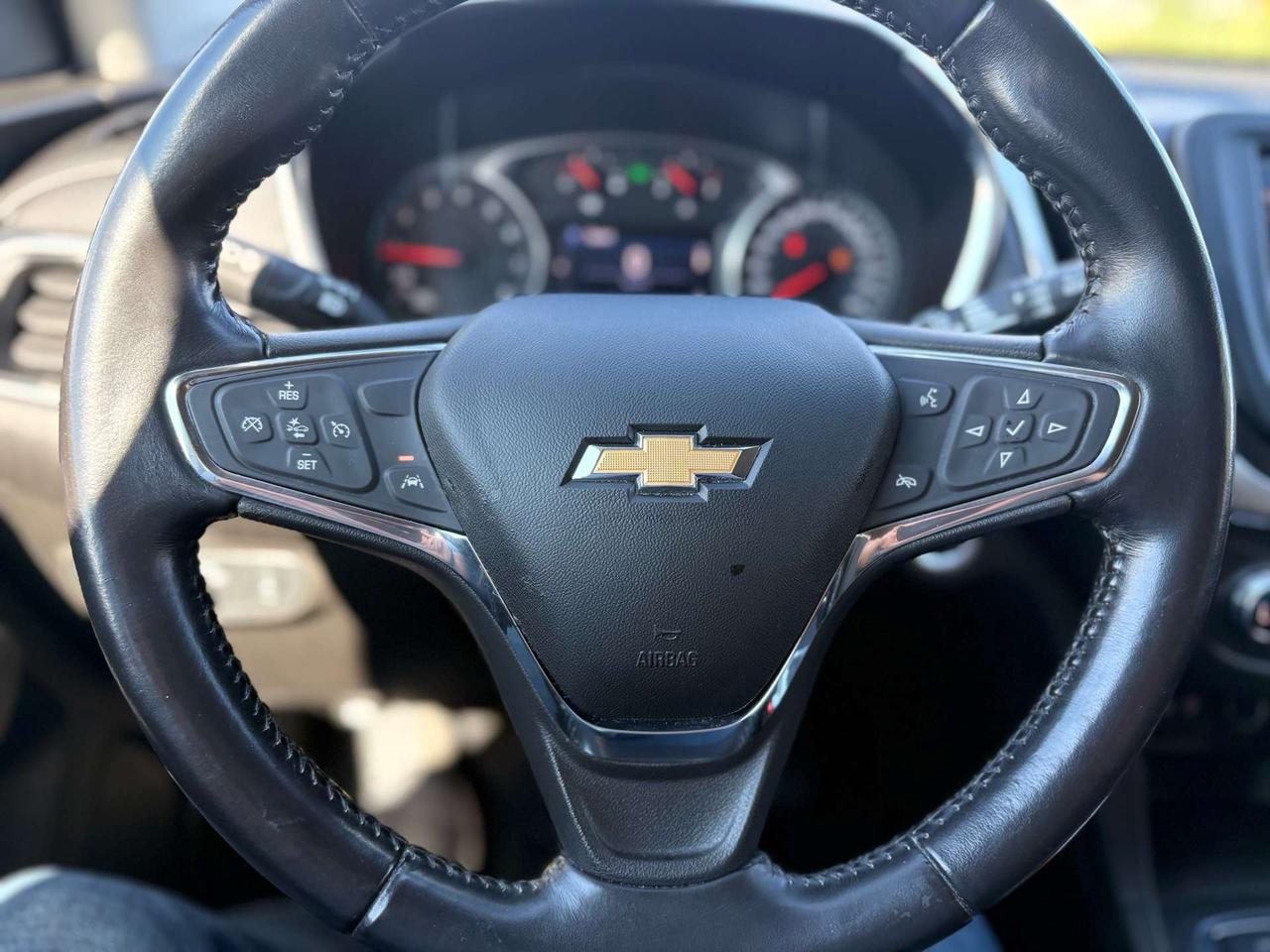 2021 Chevrolet Equinox AWD 4dr Photo