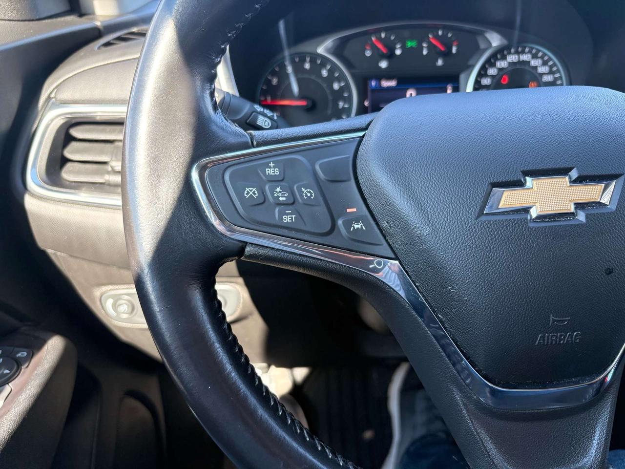 2021 Chevrolet Equinox AWD 4dr Photo