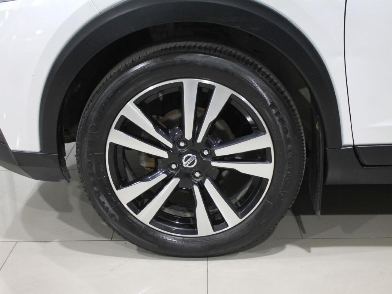 2021 Nissan Kicks SV Blind Spot Assist Lane Departure Rear Parking S Photo