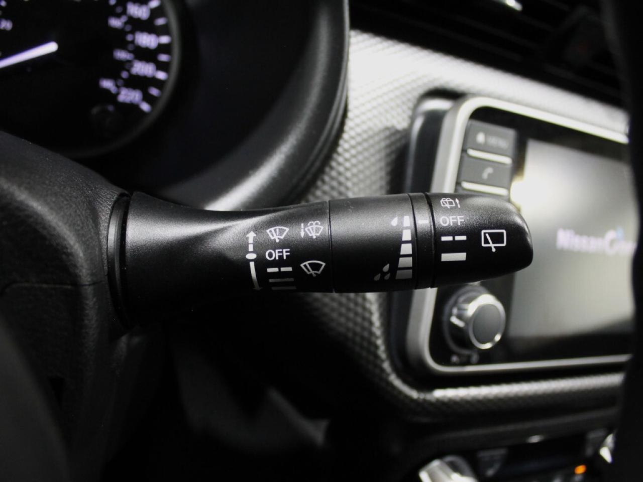 2021 Nissan Kicks SV Blind Spot Assist Lane Departure Rear Parking S Photo