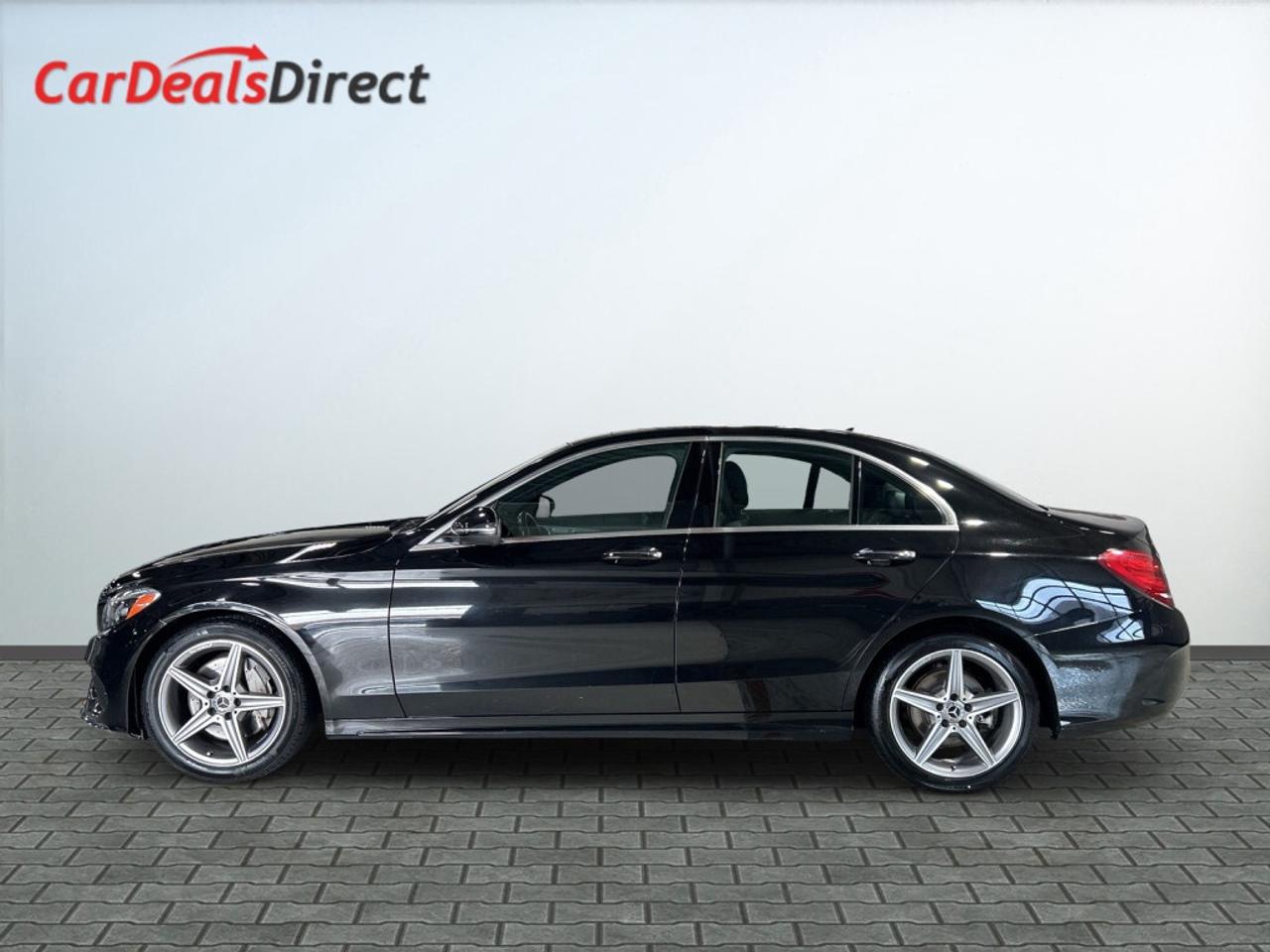 2018 Mercedes-Benz C-Class 4MATIC AMG PKG / NAV / Sunroof / Leather / Clean C Photo3