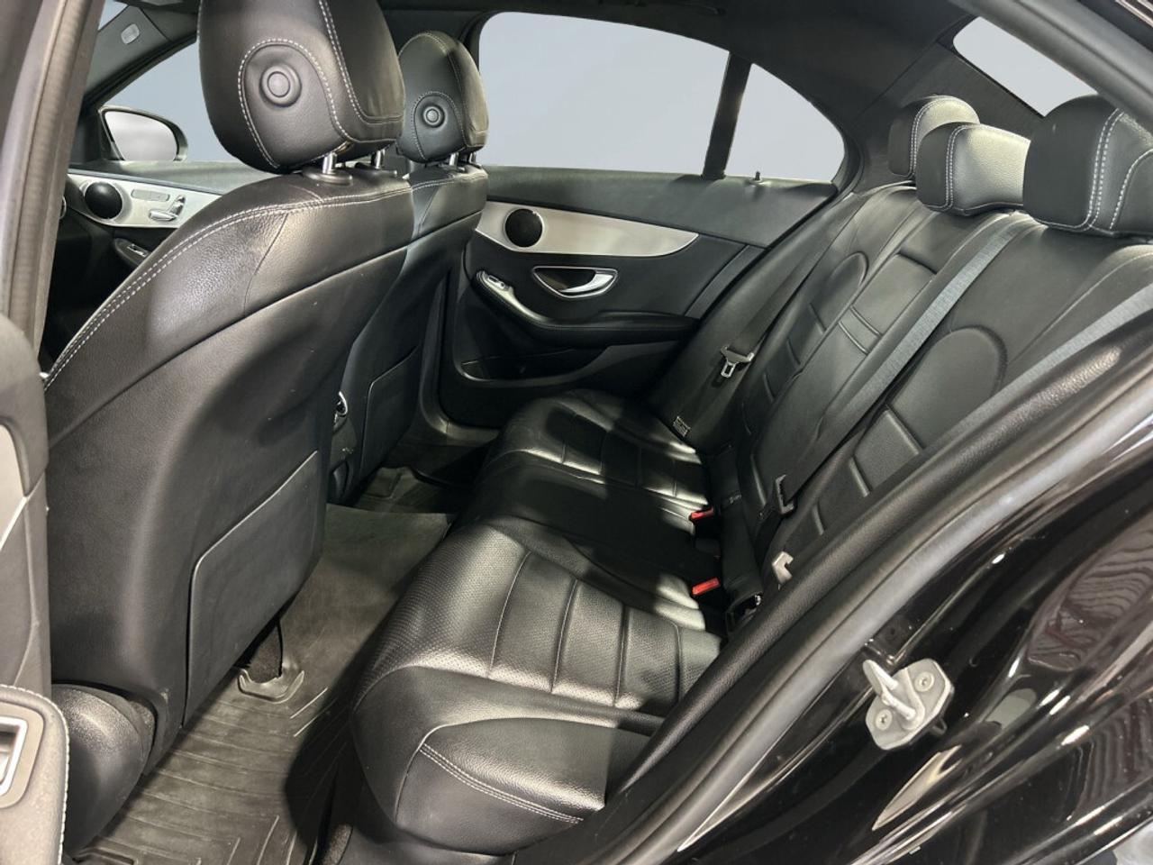 2018 Mercedes-Benz C-Class 4MATIC AMG PKG / NAV / Sunroof / Leather / Clean C Photo