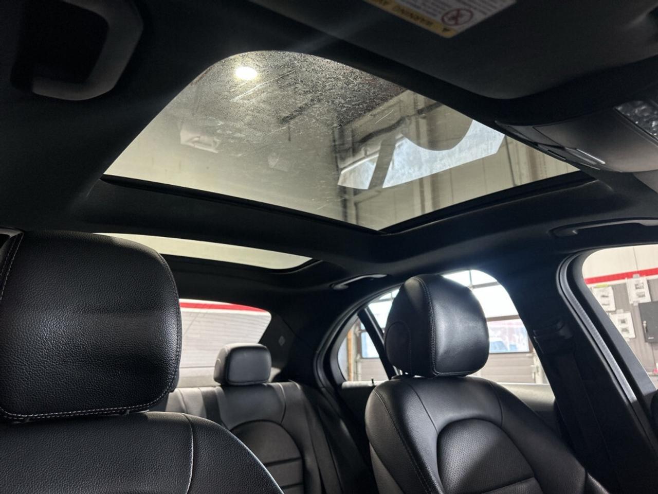 2018 Mercedes-Benz C-Class 4MATIC AMG PKG / NAV / Sunroof / Leather / Clean C Photo