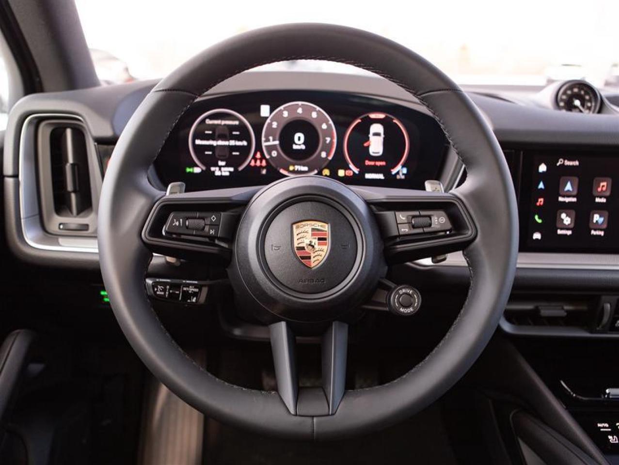 2025 Porsche Cayenne AWD Photo