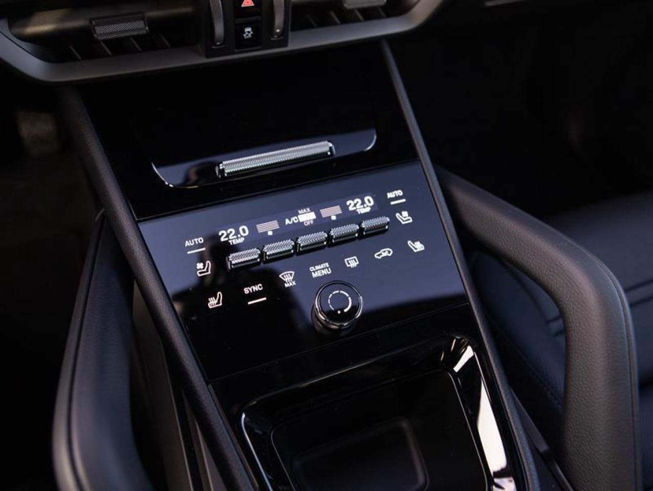 2025 Porsche Cayenne AWD Photo