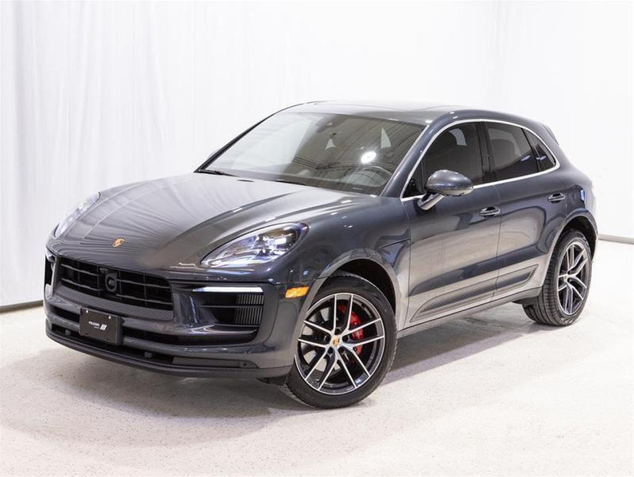 2024 Porsche Macan S AWD Photo