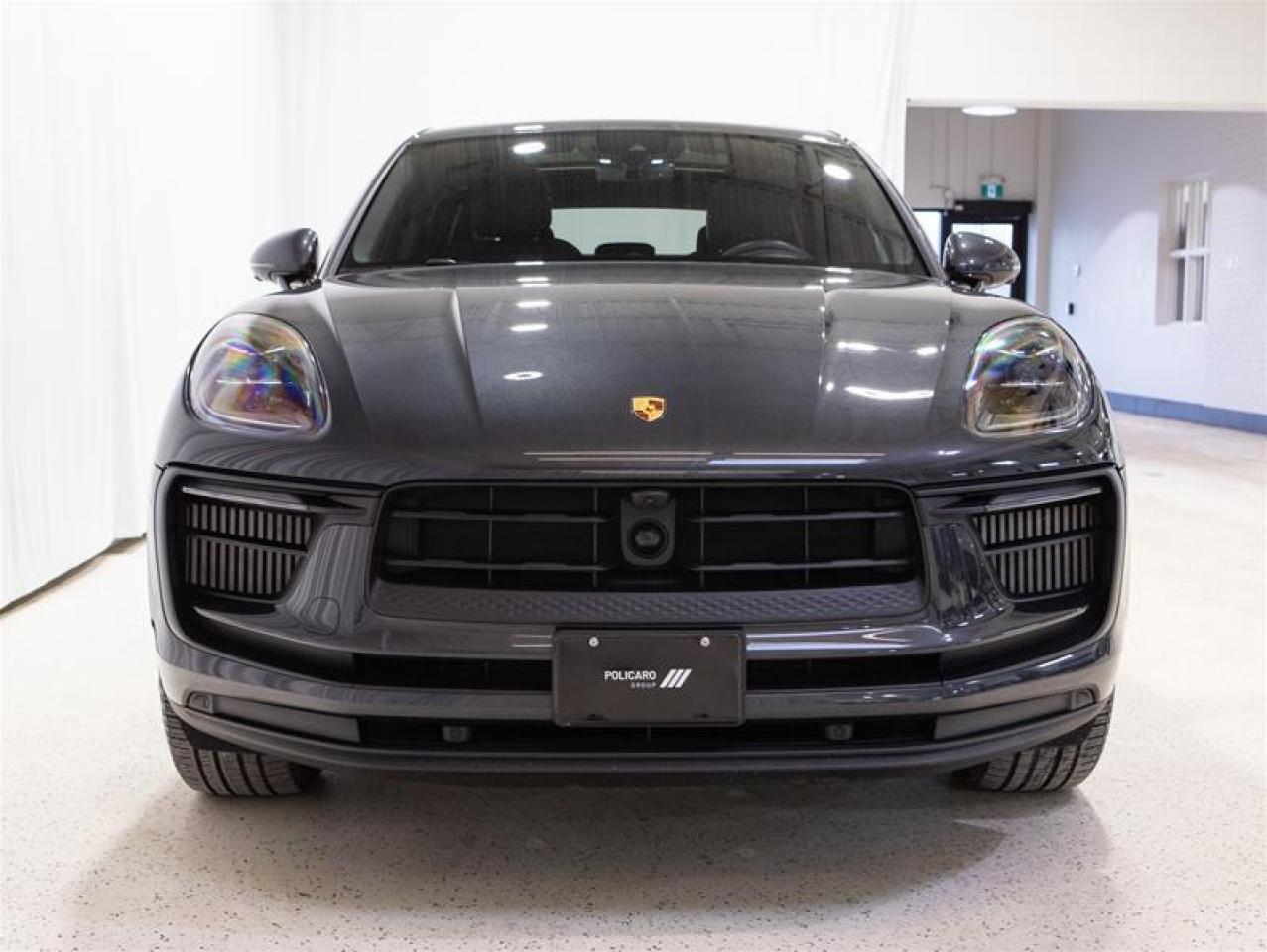 2024 Porsche Macan S AWD Photo