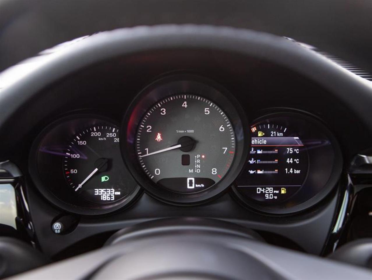 2024 Porsche Macan S AWD Photo