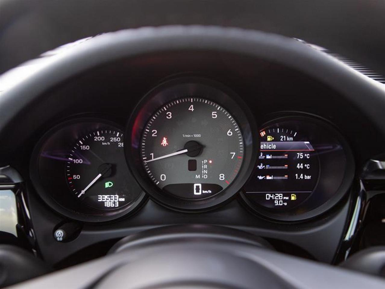 2024 Porsche Macan S AWD Photo