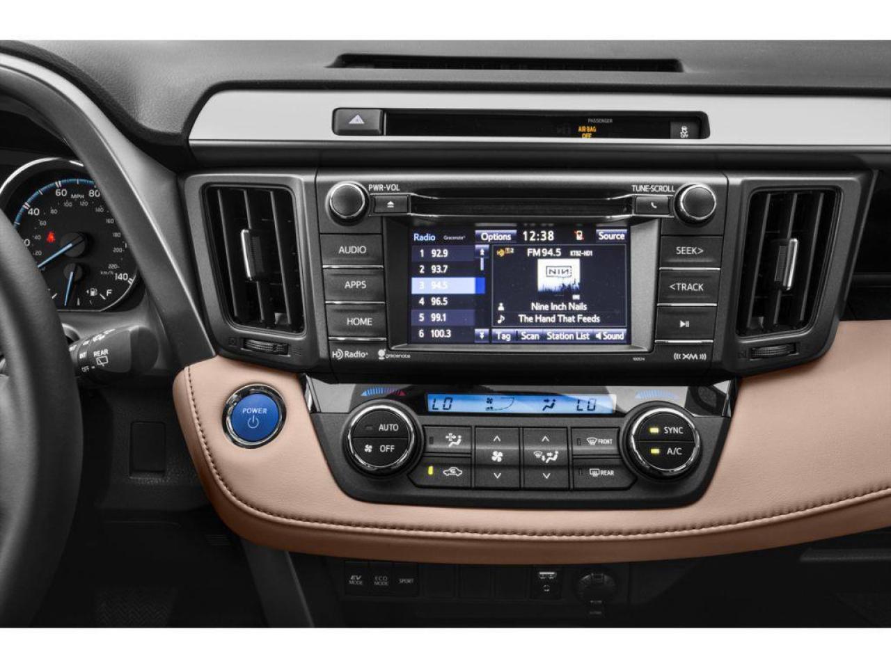 2018 Toyota RAV4 Hybrid LE+ Photo