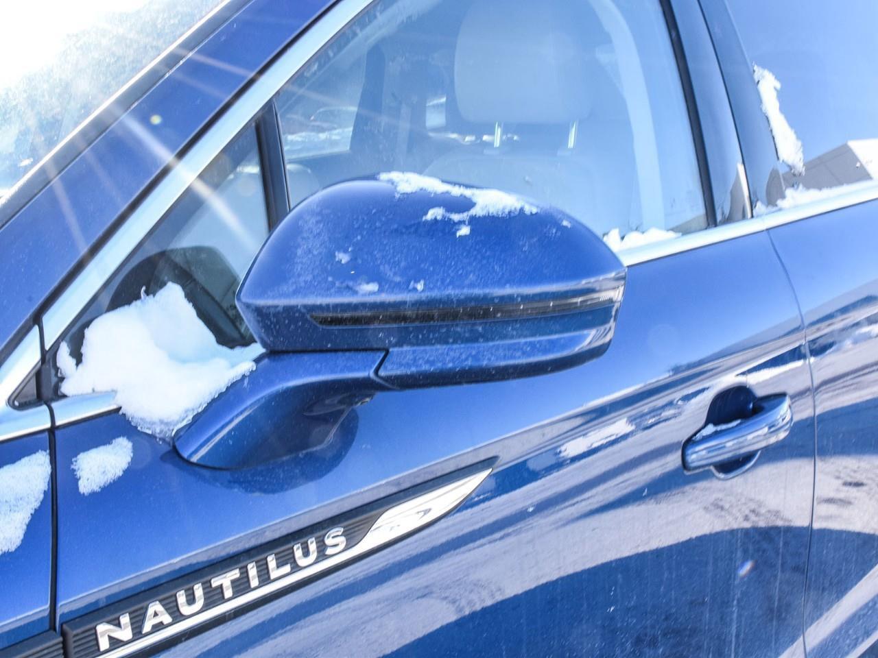 2021 Lincoln Nautilus Reserve ACC + Lane Keeping   Panoroof Photo