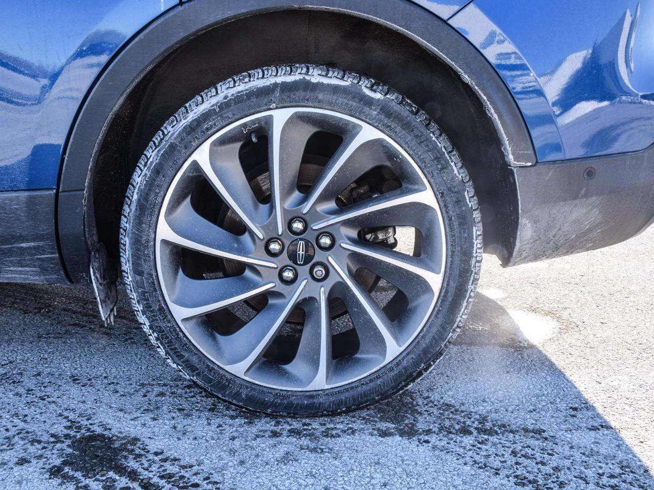 2021 Lincoln Nautilus Reserve ACC + Lane Keeping   Panoroof Photo