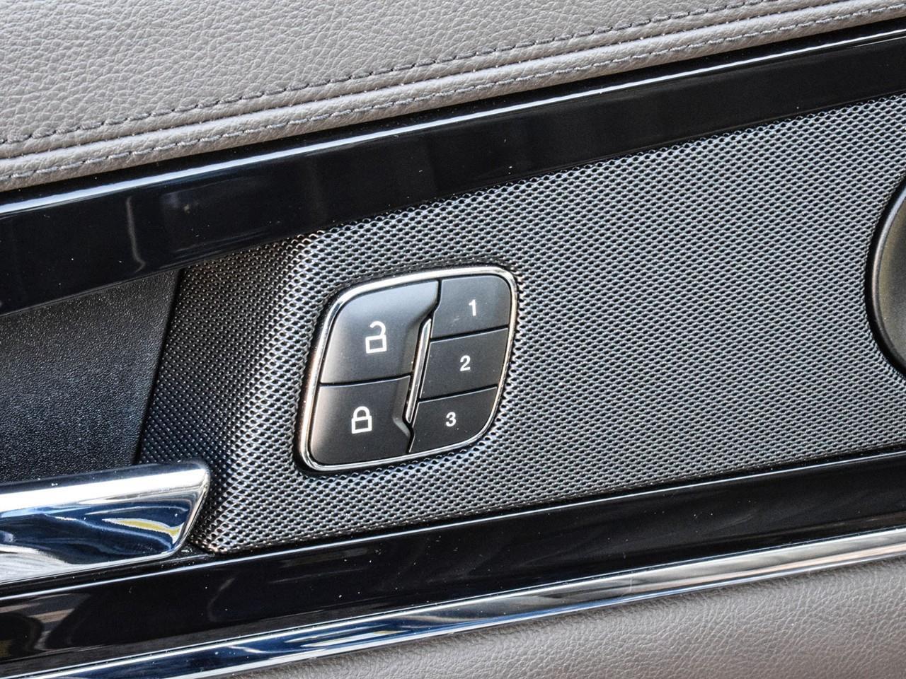 2021 Lincoln Nautilus Reserve ACC + Lane Keeping   Panoroof Photo