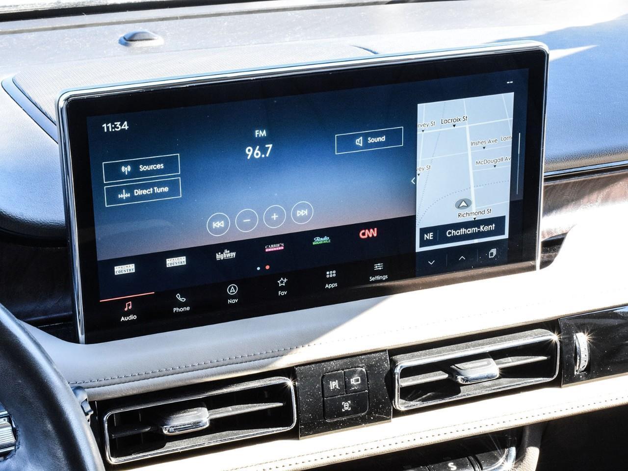 2021 Lincoln Nautilus Reserve ACC + Lane Keeping   Panoroof Photo