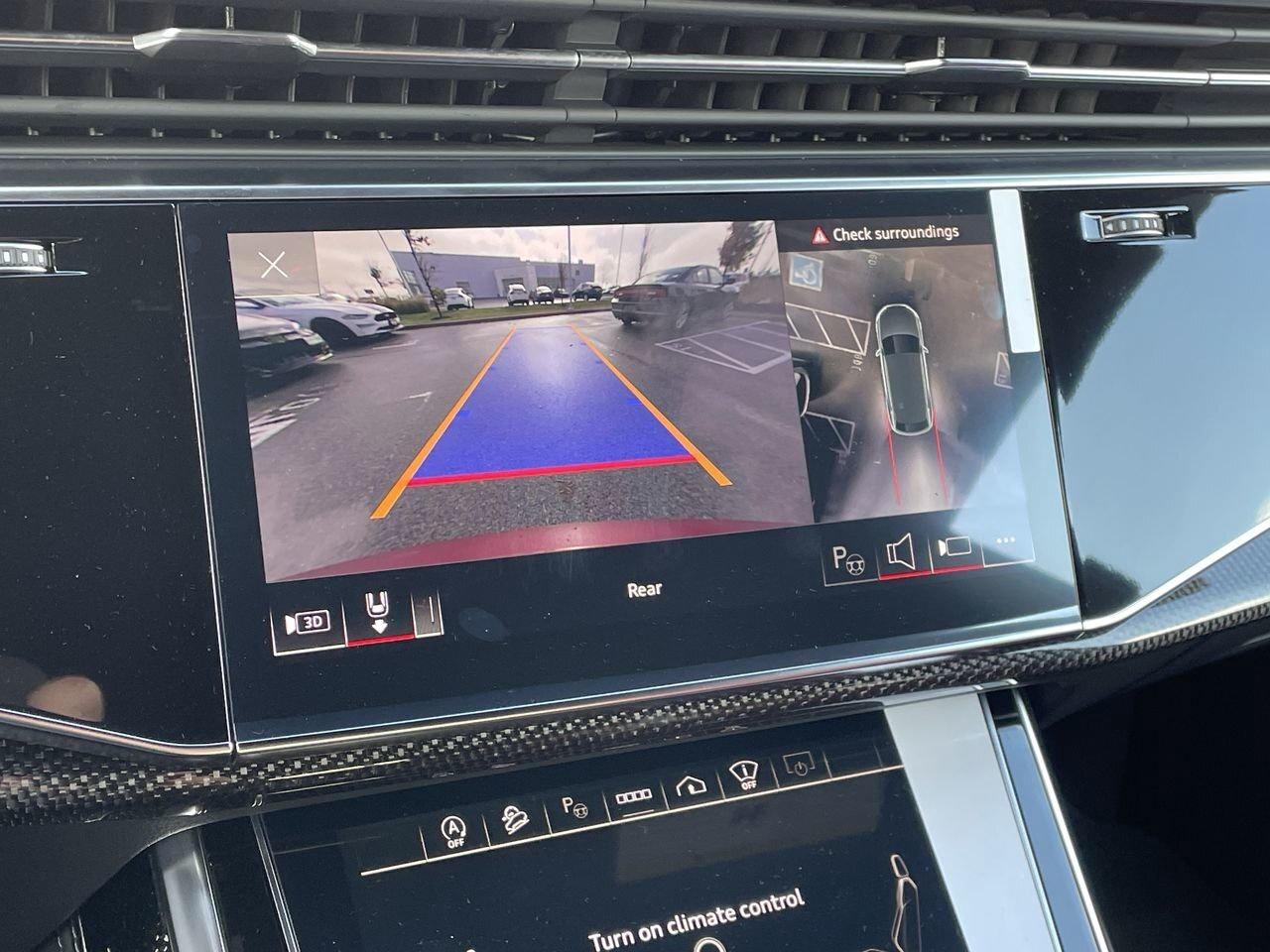 2023 Audi SQ8 4.0T quattro 8sp Tiptronic   Black Optics Photo