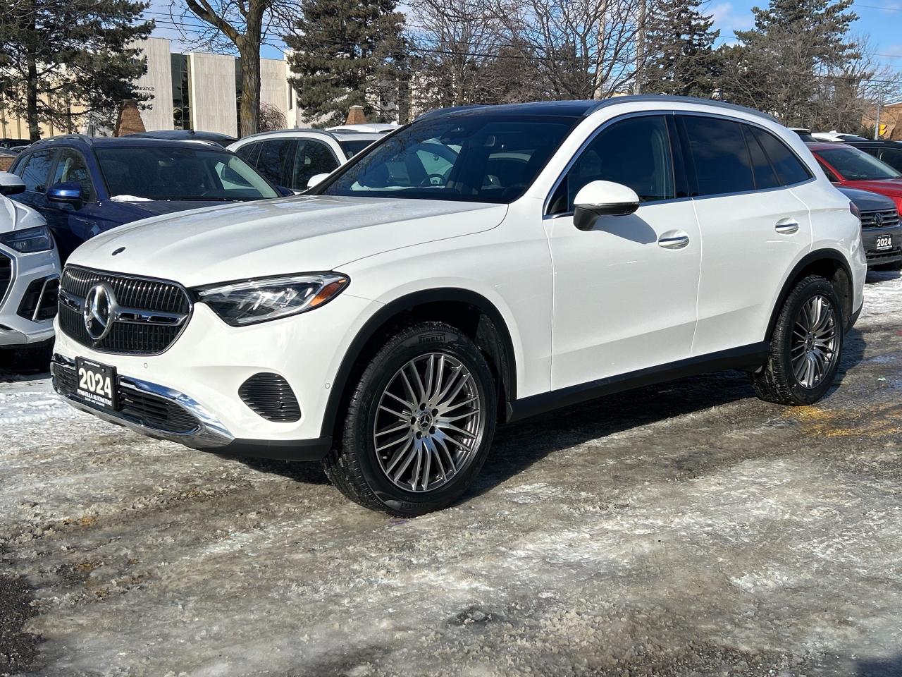 2024 Mercedes-Benz GLC 4MATIC SUV, EXCLUSIVE PKG, PANO, CARPLAY, Photo