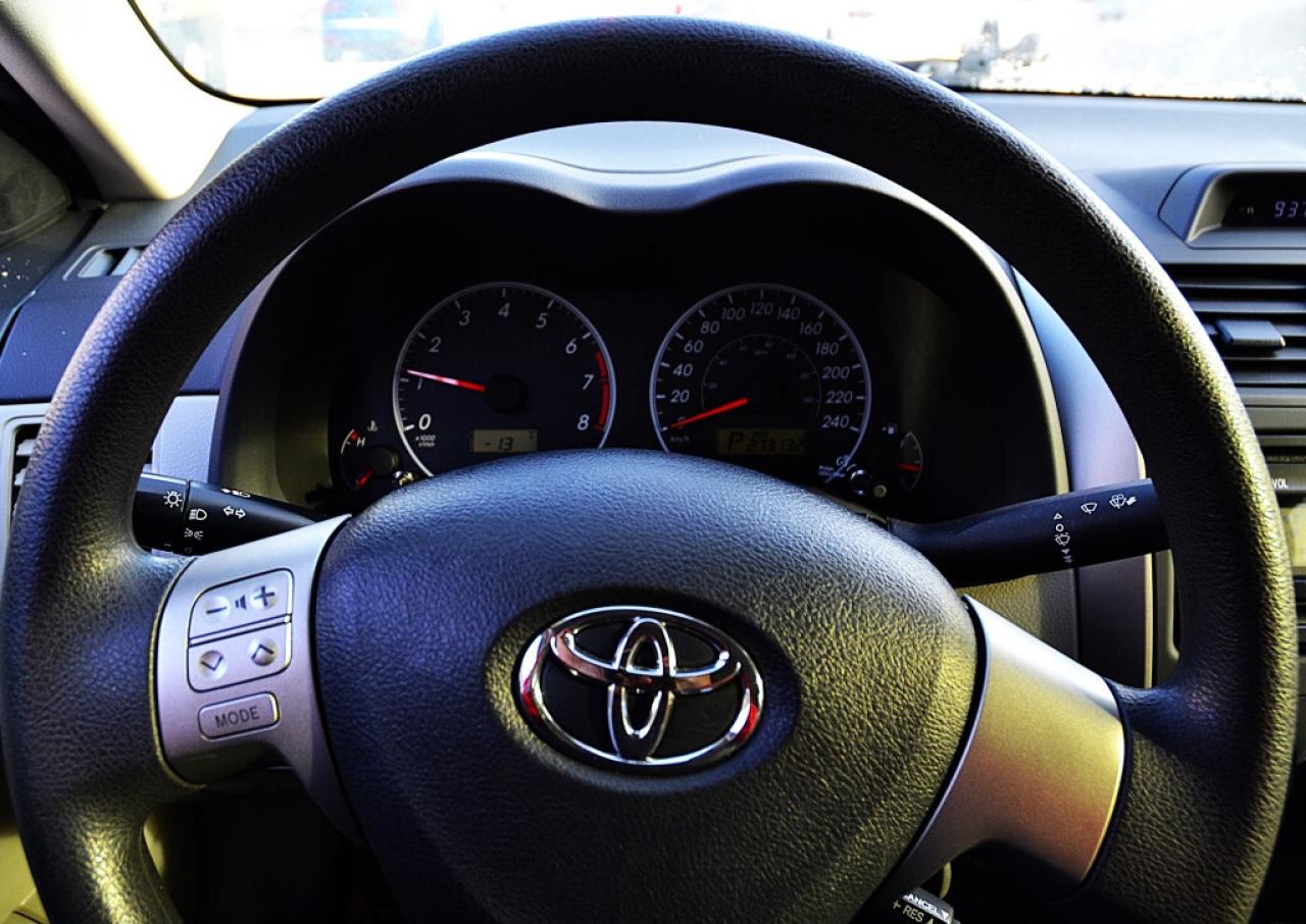 2013 Toyota Corolla S 4dr Sedan Automatic Photo