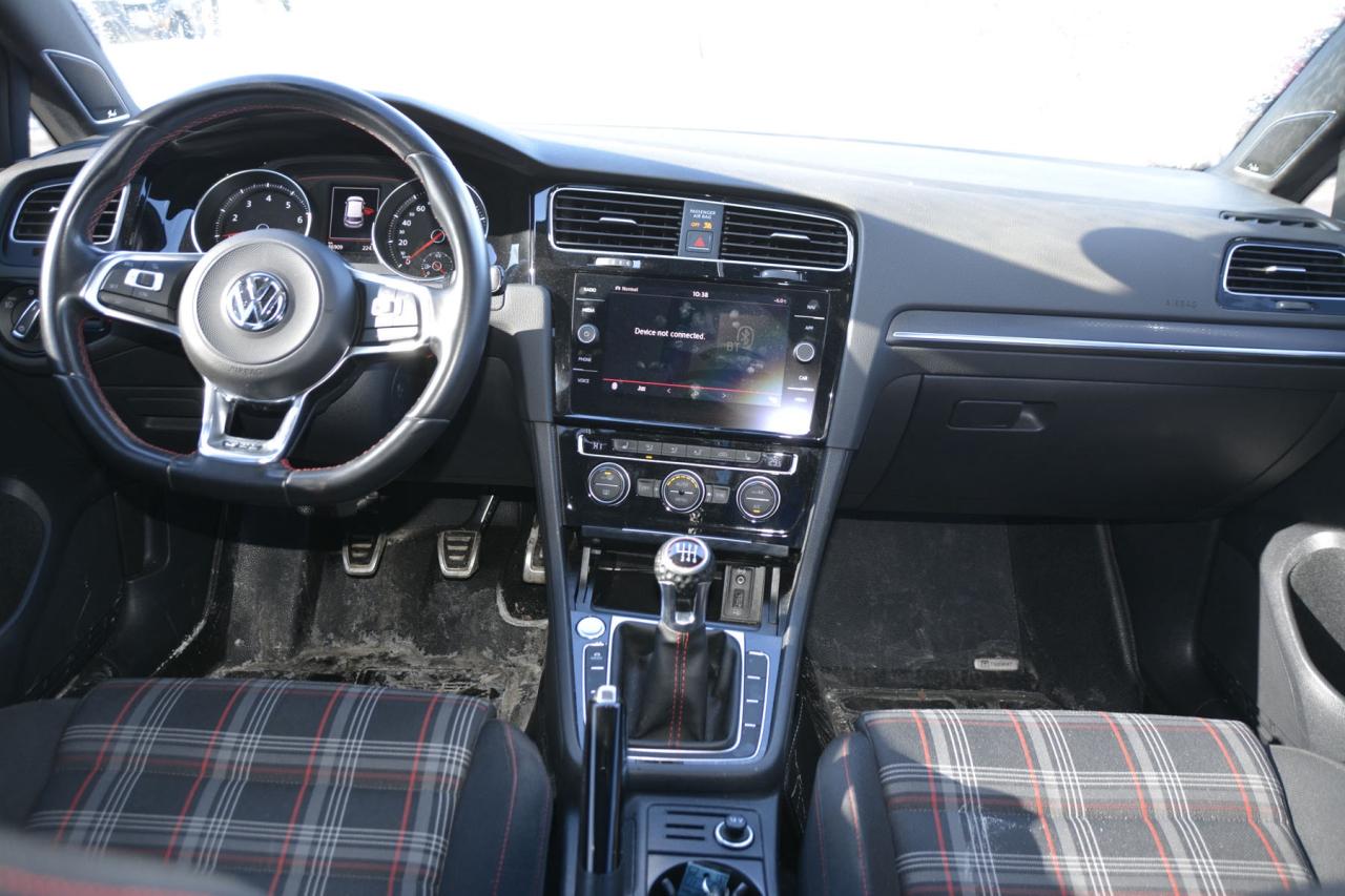 2018 Volkswagen Golf GTI GTI S/SE/AUTOBAHN Photo3
