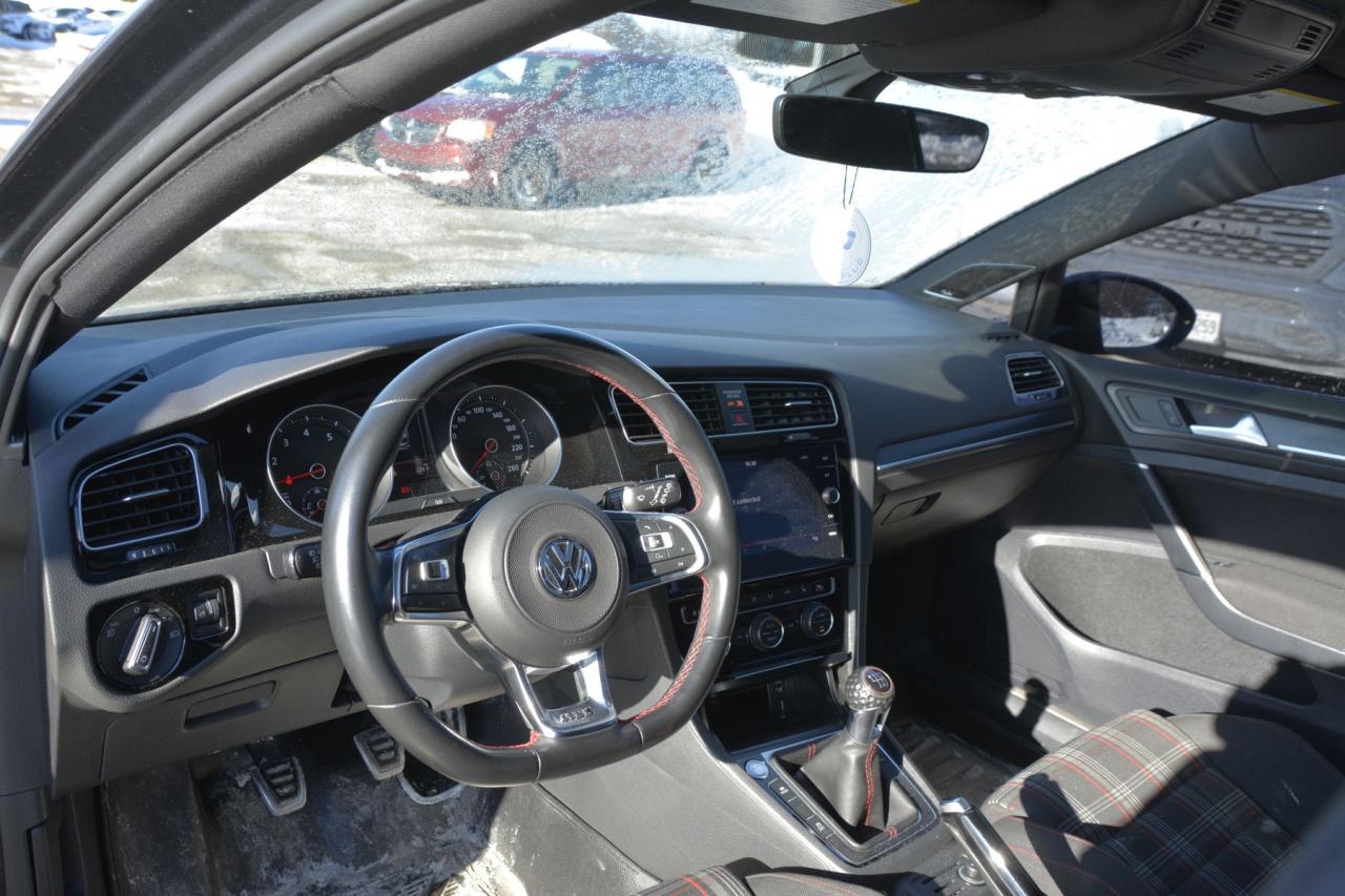 2018 Volkswagen Golf GTI GTI S/SE/AUTOBAHN Photo