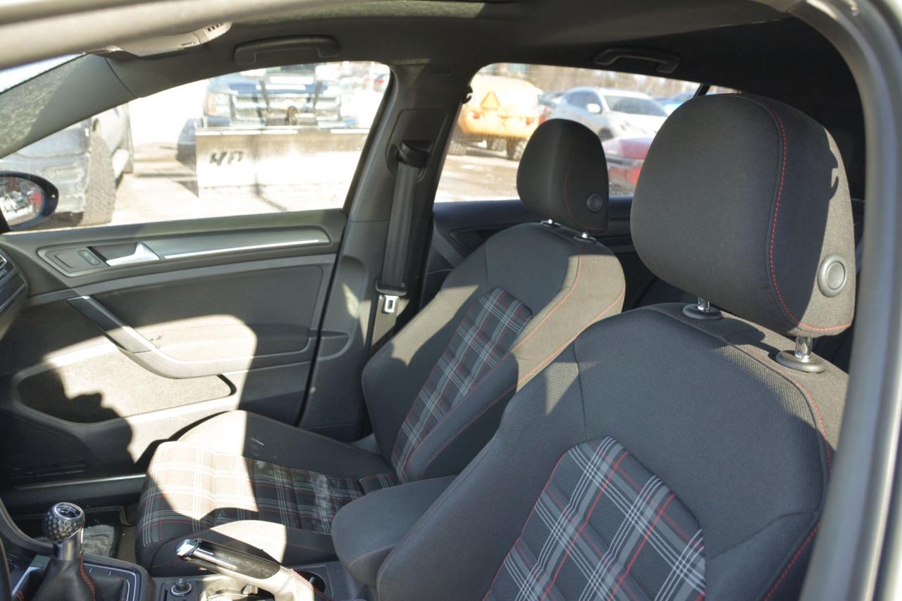 2018 Volkswagen Golf GTI GTI S/SE/AUTOBAHN Photo