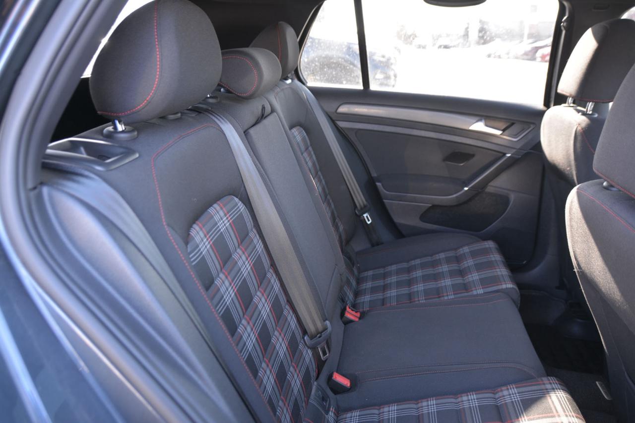 2018 Volkswagen Golf GTI GTI S/SE/AUTOBAHN Photo