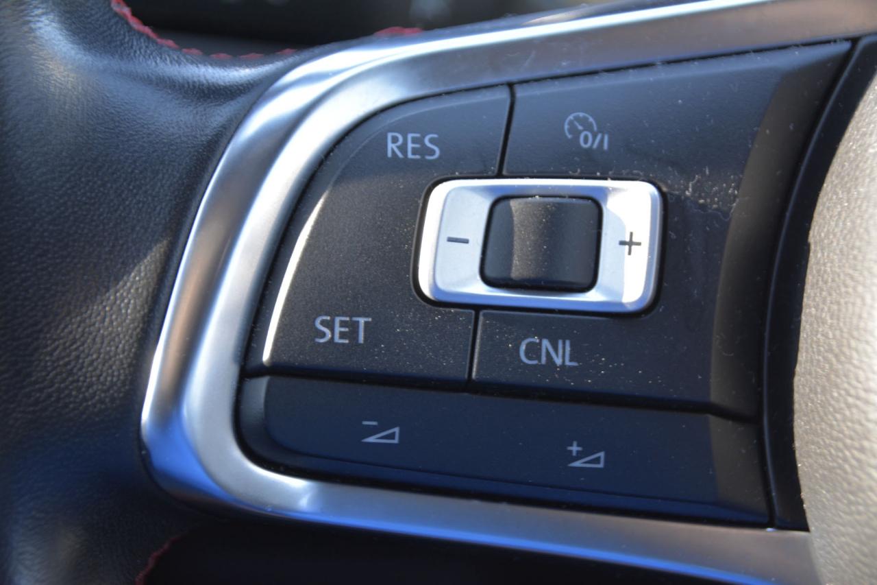 2018 Volkswagen Golf GTI GTI S/SE/AUTOBAHN Photo