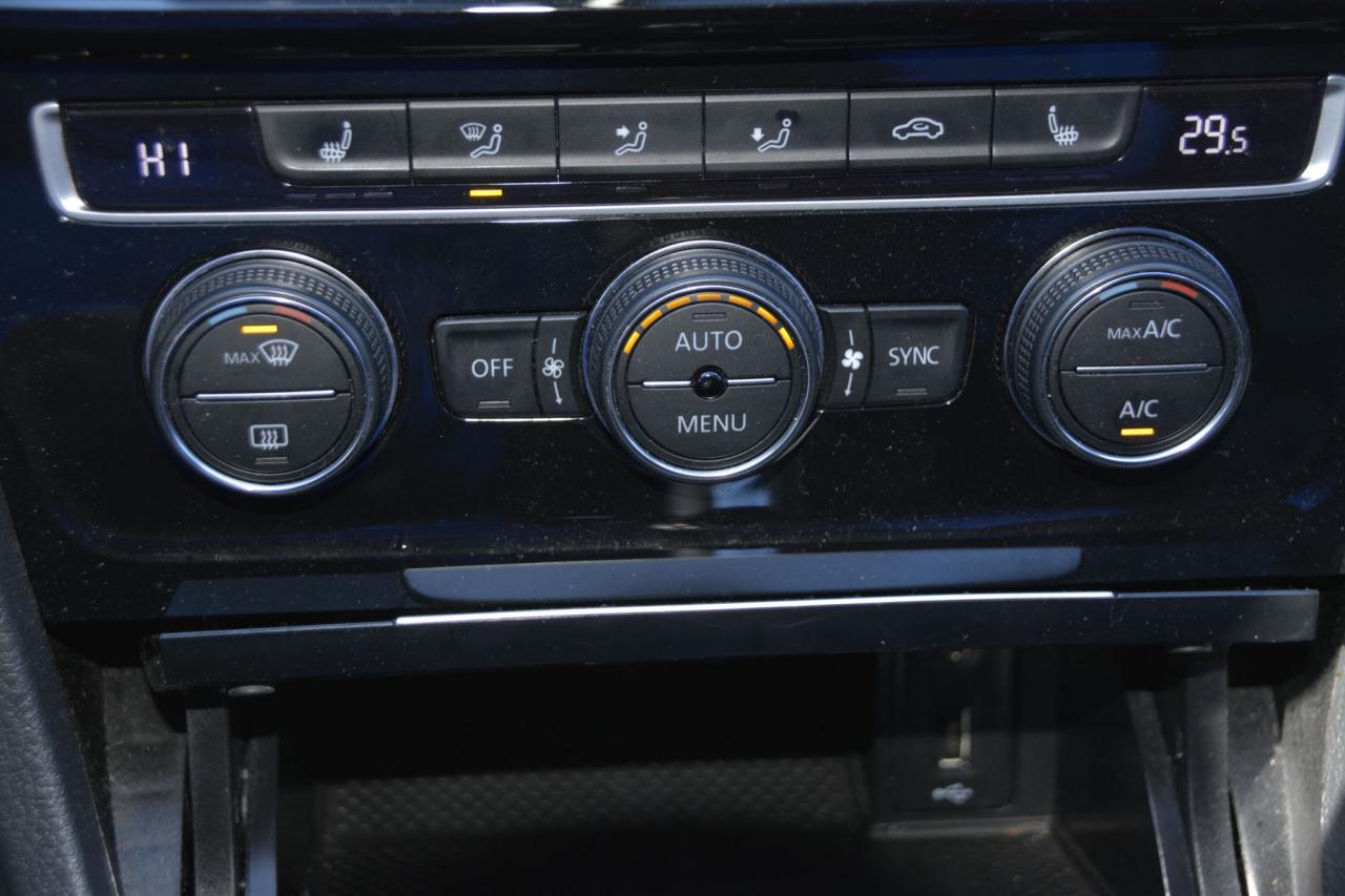 2018 Volkswagen Golf GTI GTI S/SE/AUTOBAHN Photo